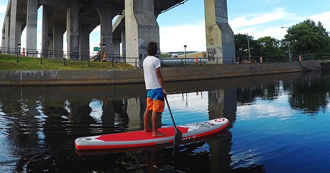 inflatable paddleboard